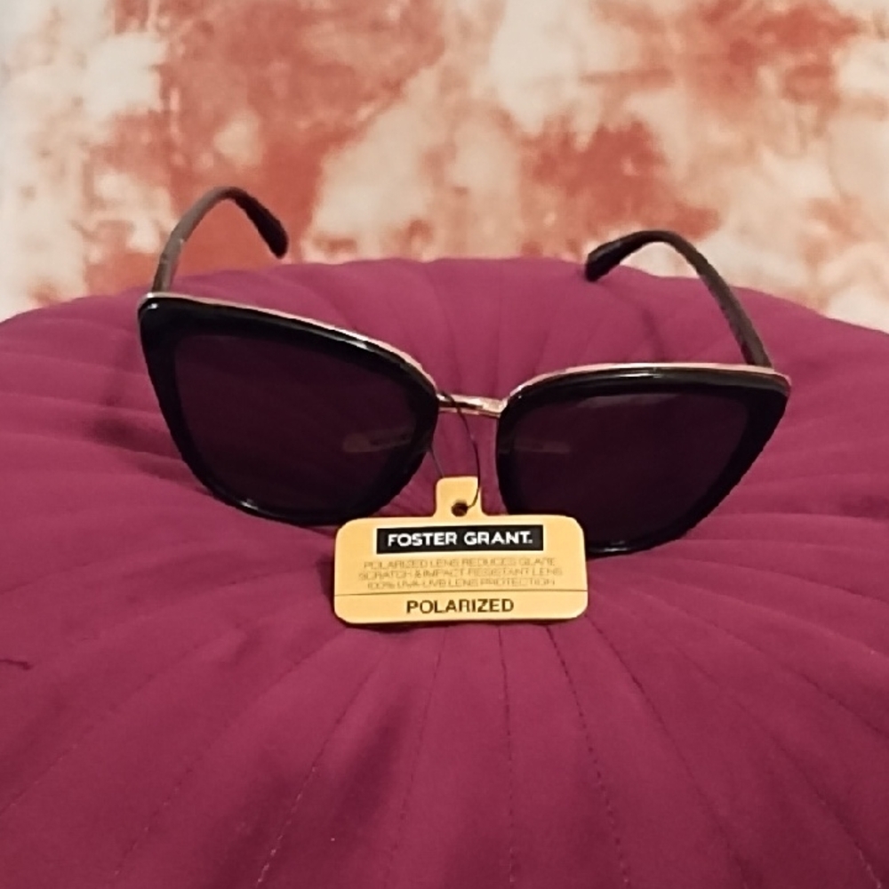 Foster Grant Black and Gold Sunglasses